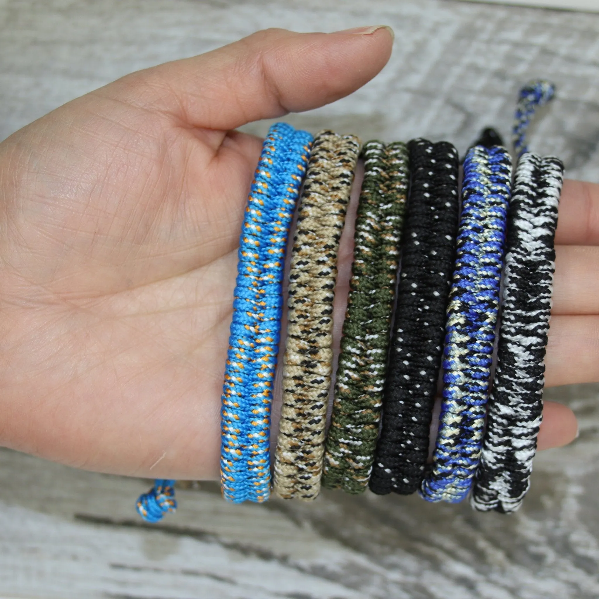 Adjustable Braided Paracord Bracelets (Wrap Braid)