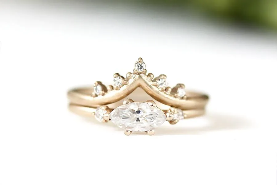 Crown Creste Diamond Ring