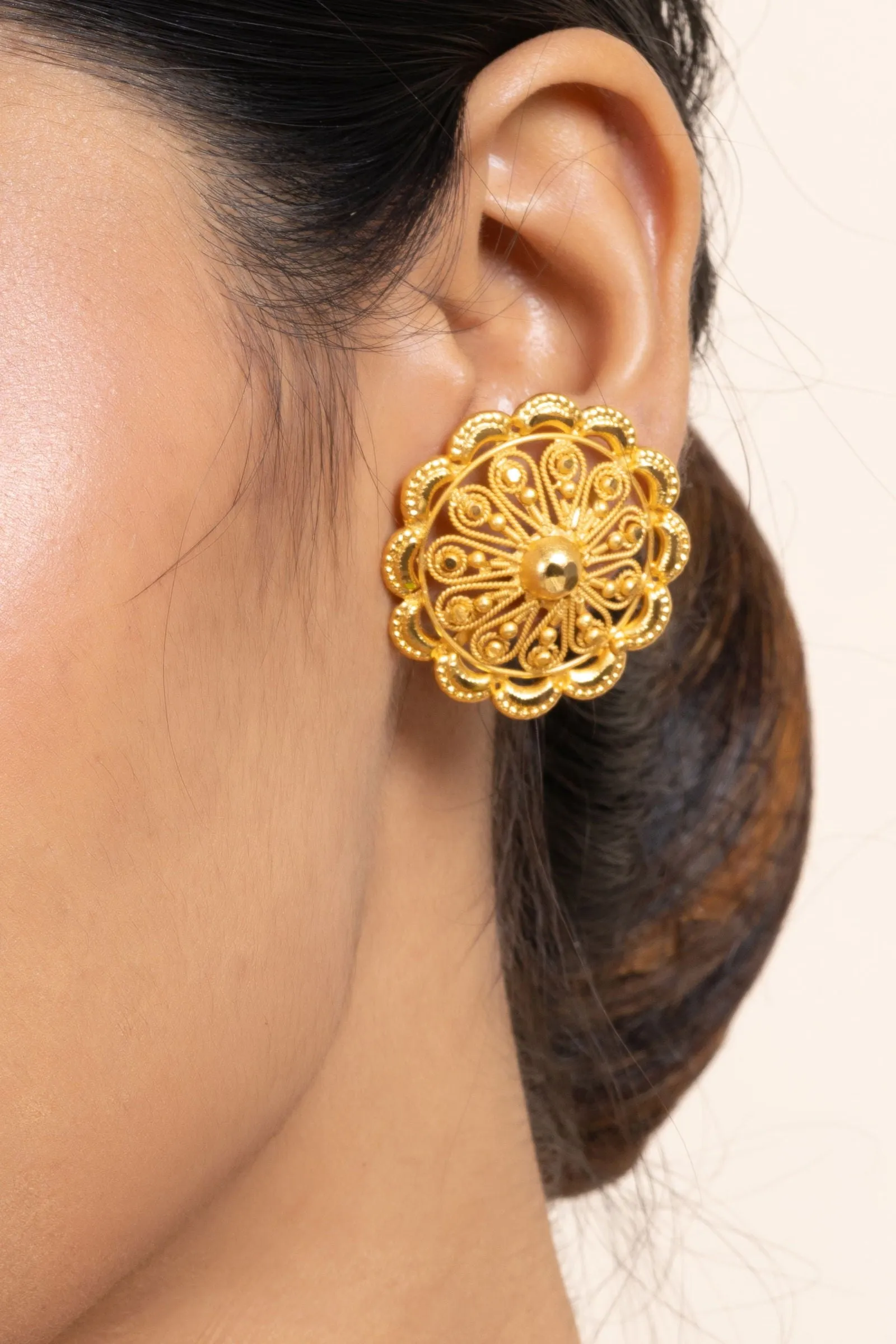 Gold Plated Floral Cutwork Stud Earrings - Exquisite Jewelry for All Occasions