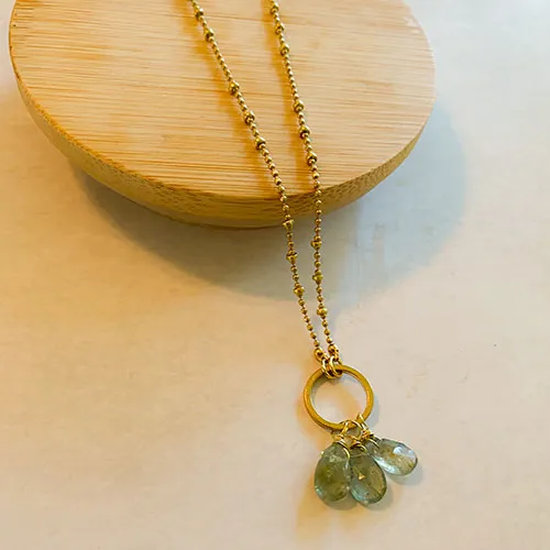 Moss Aquamarine Circle Necklace