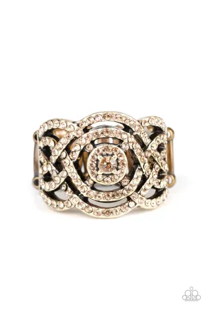 Paparazzi Ring ~ COUNTESS To Ten - Brown