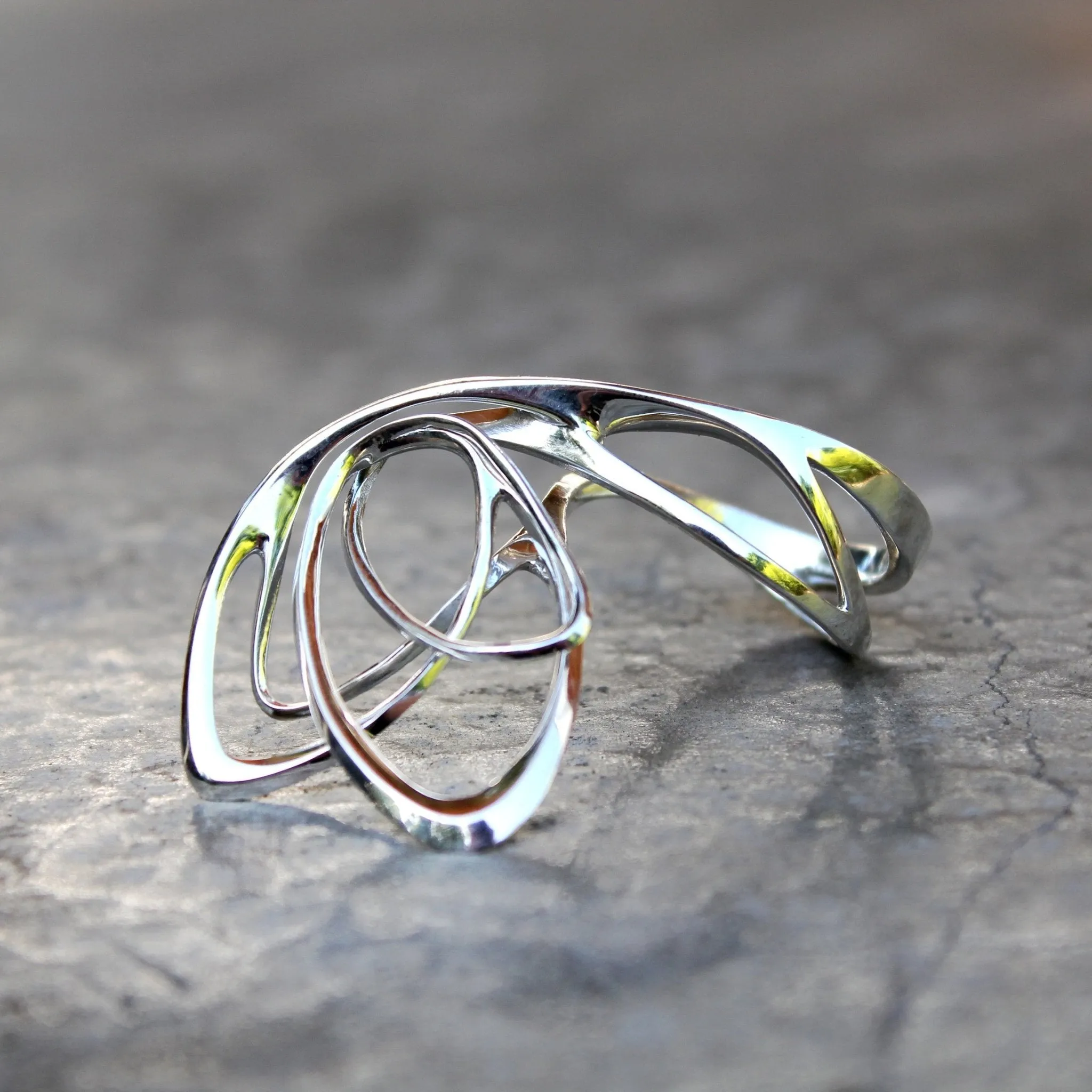 Papilio Ring ─ Light