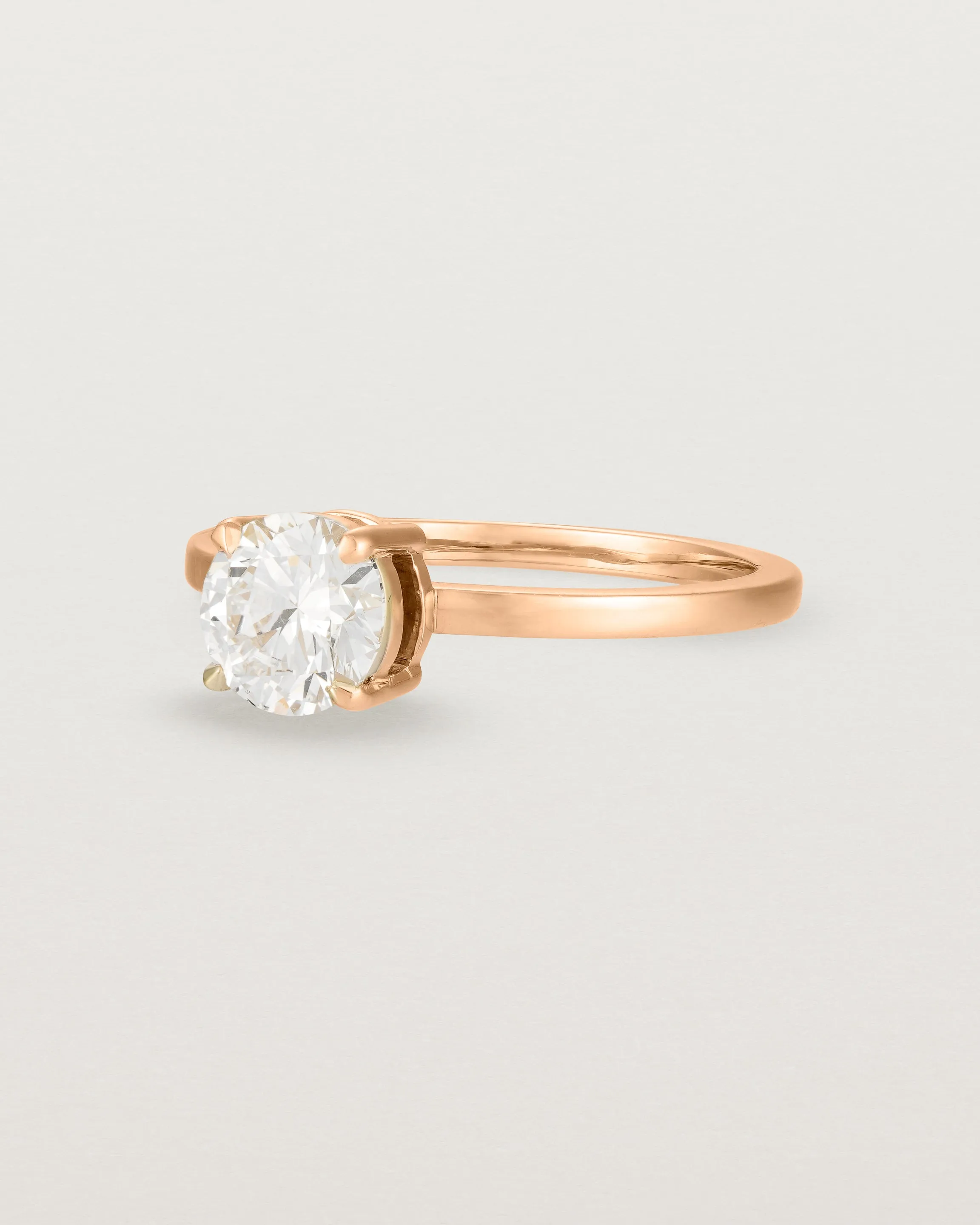 Petite Una Round Solitaire | Laboratory Grown Diamond