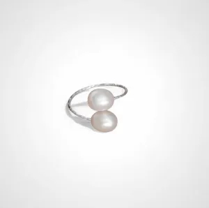 Silver Loop Pearl Ring