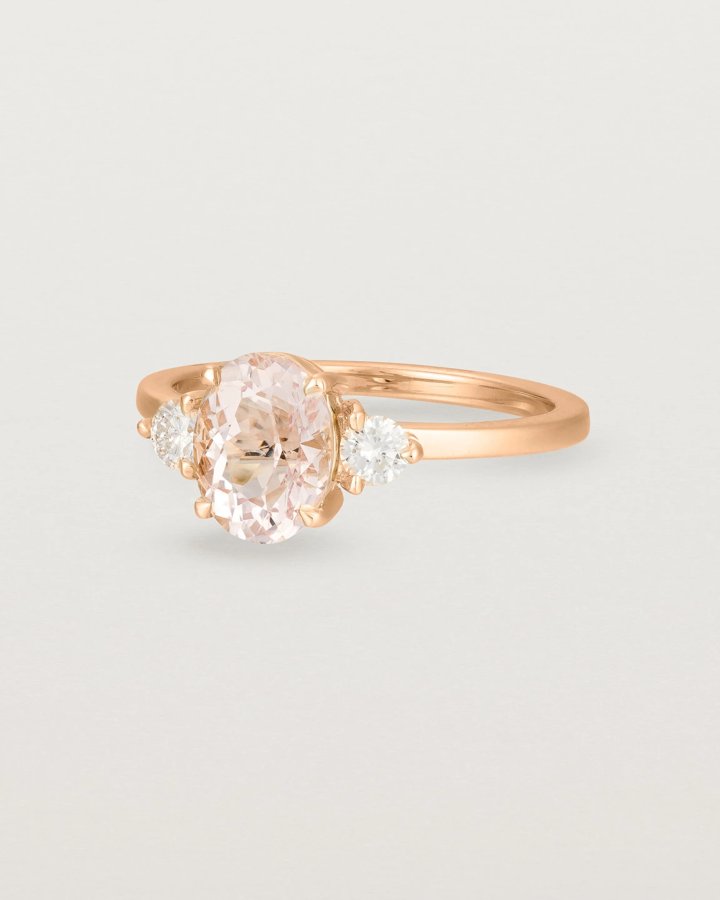 Una Oval Trio Ring | Morganite & Diamonds