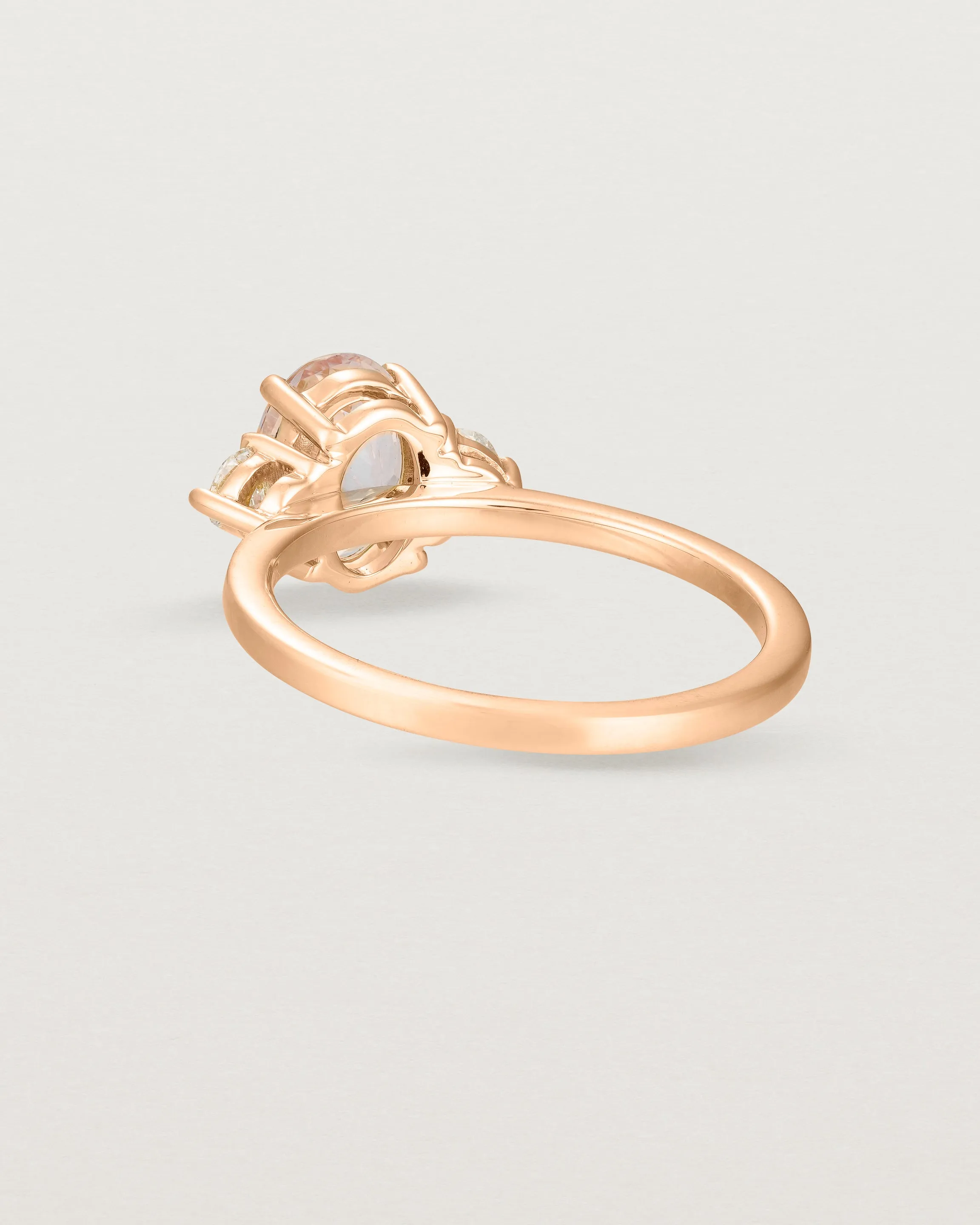 Una Oval Trio Ring | Morganite & Diamonds