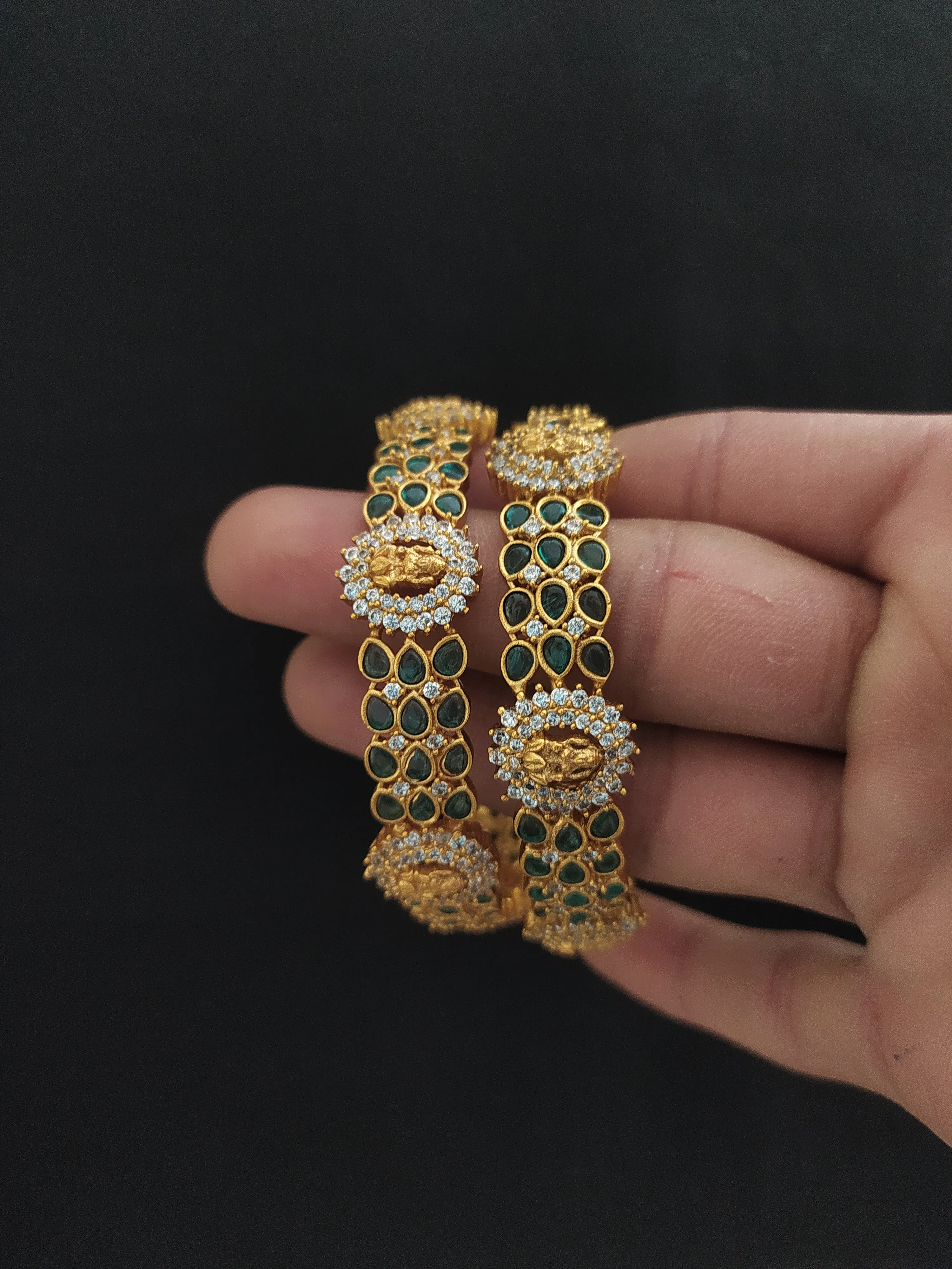 Unveiling Divine Elegance Antique Kemp Stone Bangles (Green)